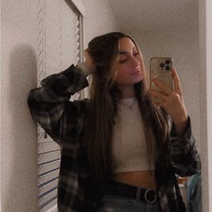 Meet your Posher, Angie